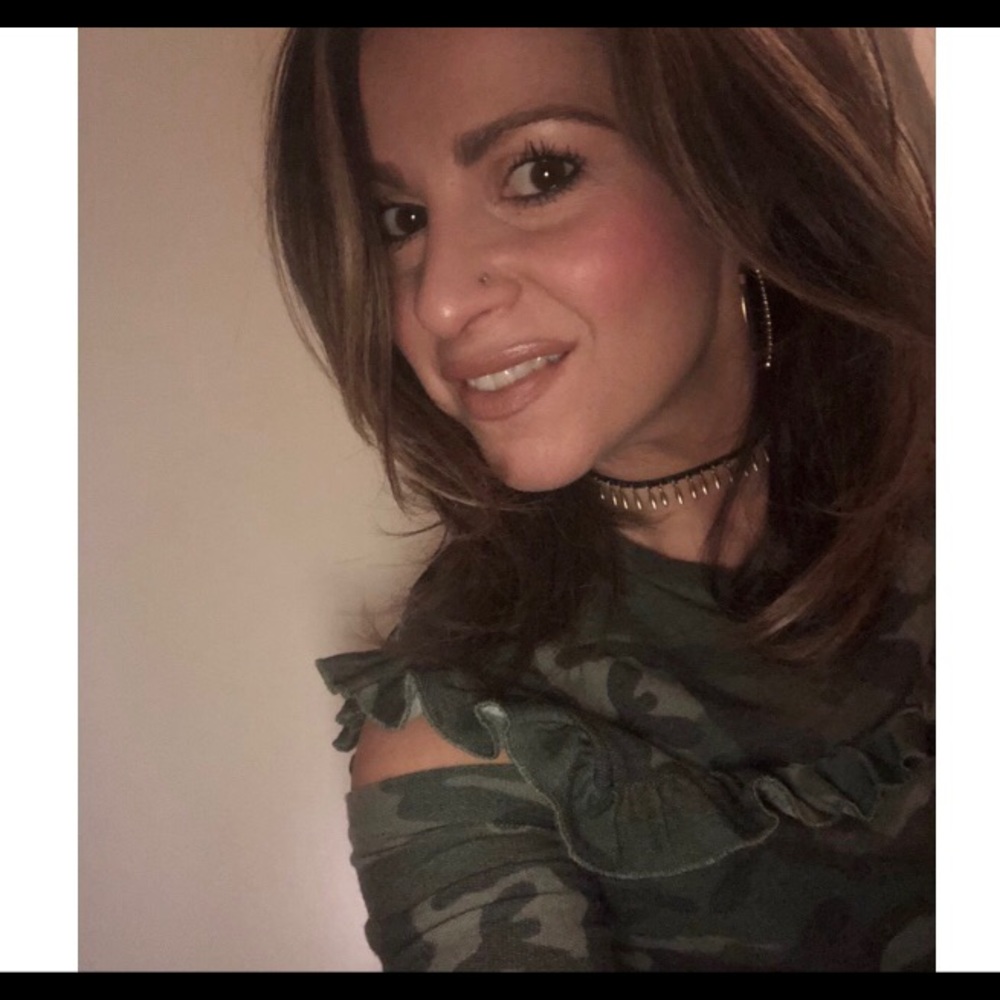 Meet your Posher, Cristina